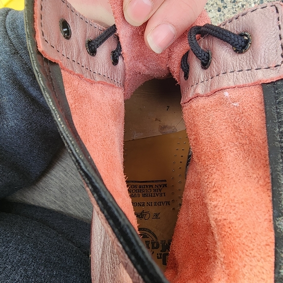 Vintage Dr Martens iridescent pink made in England genuine leather boots - Picture 4 of 5